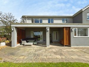 Photo 19- click for photo gallery